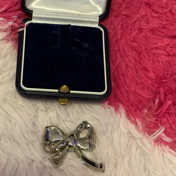 Antique Aquamarine Bow Brooch - Picture 2 of 7